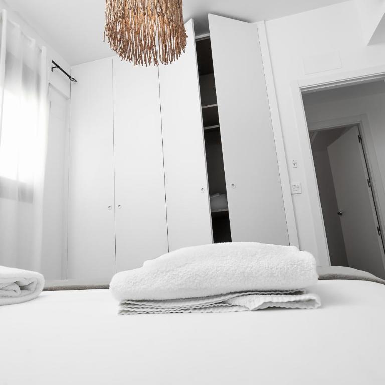 Apartamentos Isabella by Concept Flats - Two-Bedroom Apartment - 23