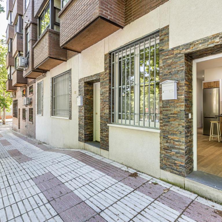 Apartamentos a 5 minutos del centro de Madrid 4P - Two-Bedroom Apartment - 7