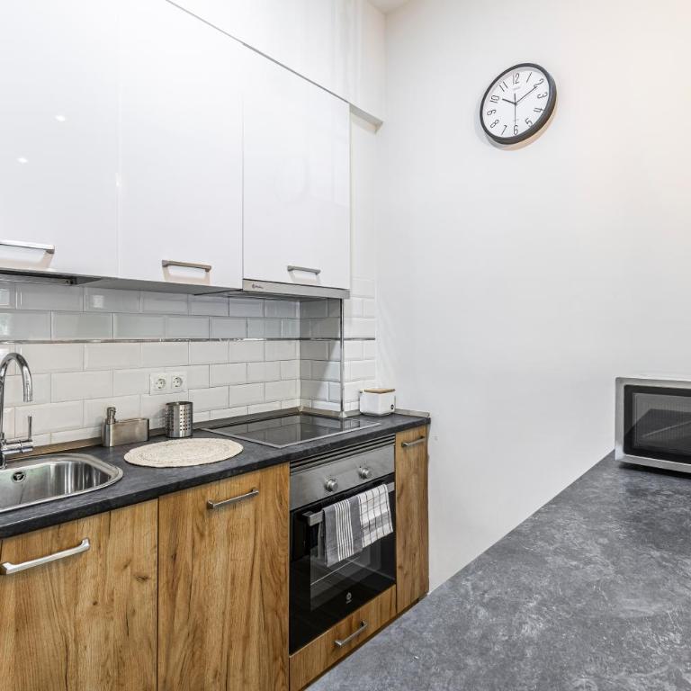 Apartamentos a 5 minutos del centro de Madrid 4P - Two-Bedroom Apartment - 12