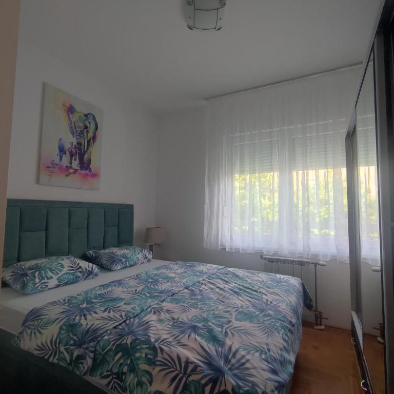 Apartman Green City with garage - One-Bedroom Apartment - 8