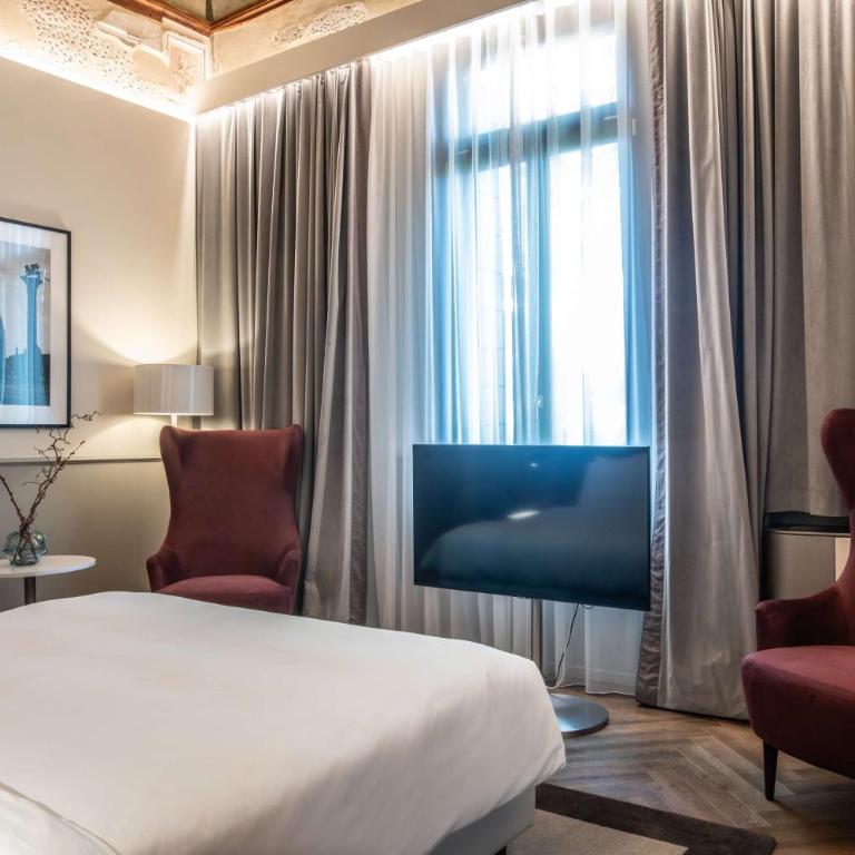 Radisson Collection Hotel, Palazzo Nani Venice - Junior Suite Renaissance - 2