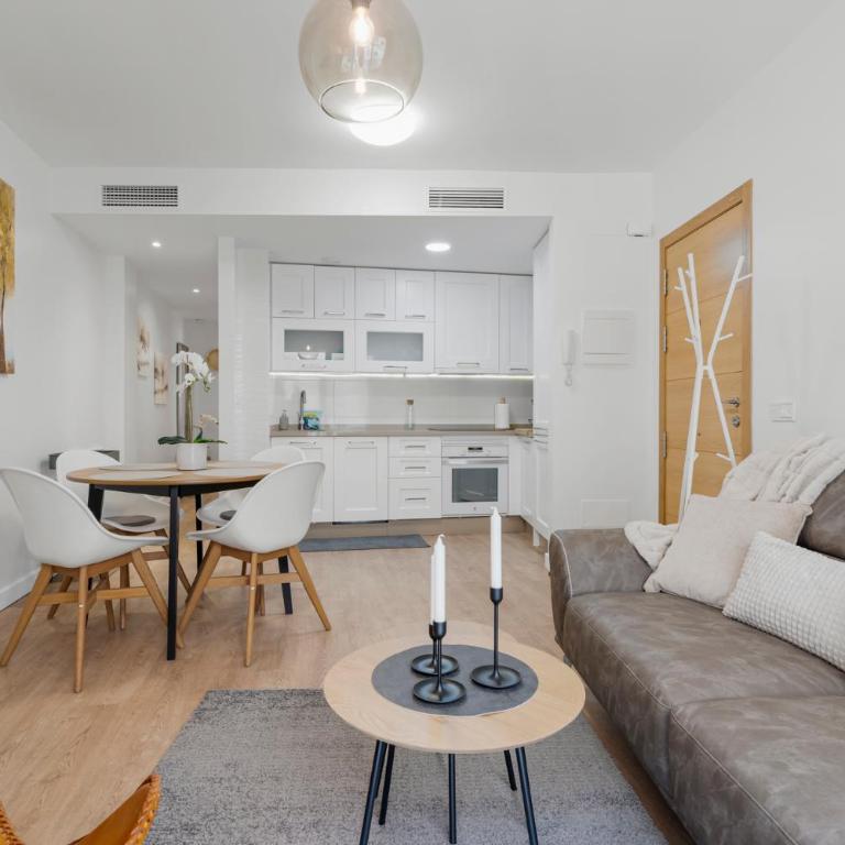 Cozy near the beach by Costarentals - Ref 117 - Apartamento de 2 dormitorios - 2