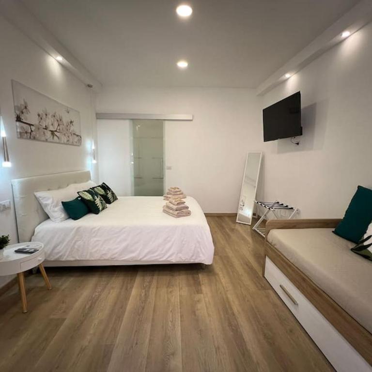 Civita Home - One-Bedroom Apartment - 10