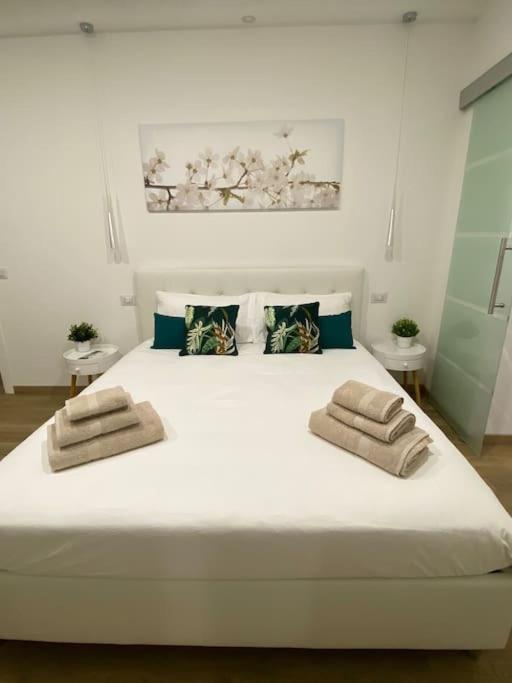 Civita Home - One-Bedroom Apartment - 11