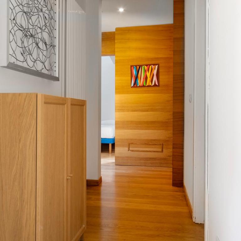 GetTheKey Piazza Galileo - Two-Bedroom Apartment with Balcony - 29