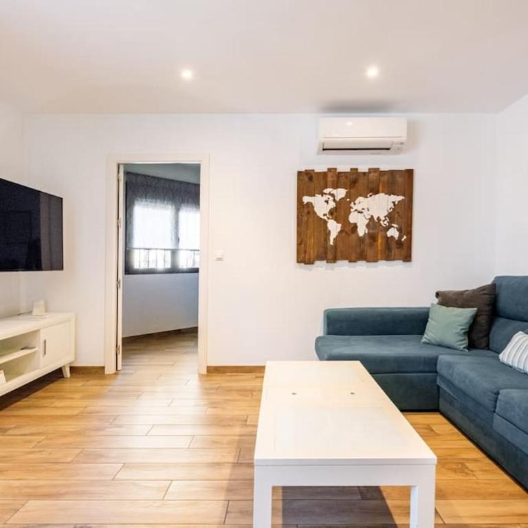 Bonito piso recién reformado con zona de parking - Apartamento de 1 dormitorio - 1