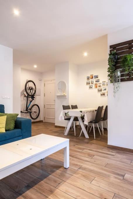 Bonito piso recién reformado con zona de parking - Apartamento de 1 dormitorio - 10