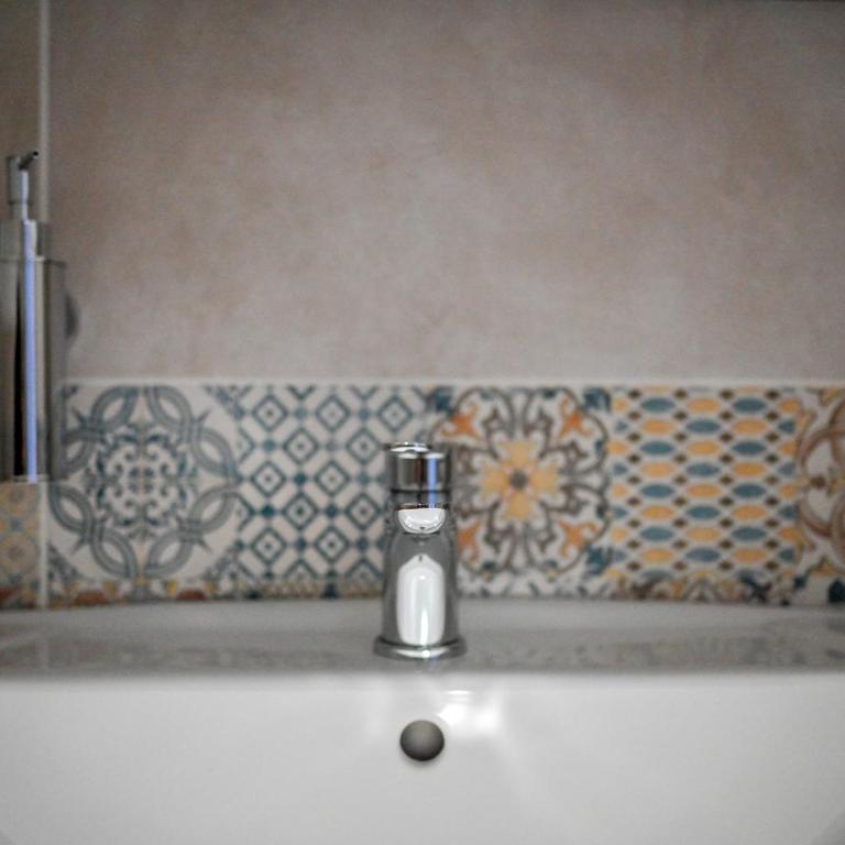 B&B Dreaming - Camera Matrimoniale con Balcone - 37