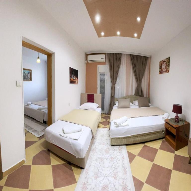 Becic Apartments - Porodična Soba sa Balkonom - 15