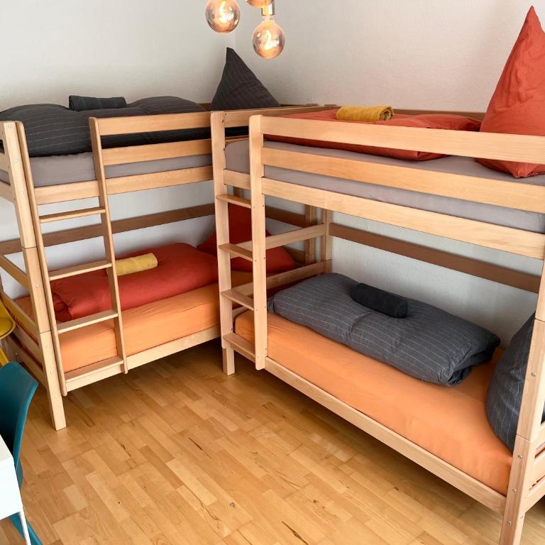 Gemütliche Privatzimmer mit geteiltem Bad, Küche und Garten - Economy Vierbettzimmer mit Gemeinschaftsbad - 1