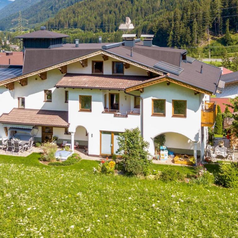 Stilvolle Ferienwohnung - Apartment mit 2 Schlafzimmern - 1