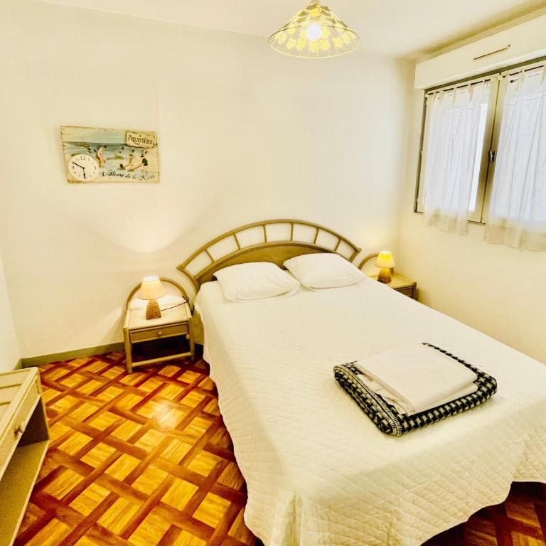 Duplex T3 2 étoiles bord de lac 65mcarrés - Maisonette-Apartment - 9