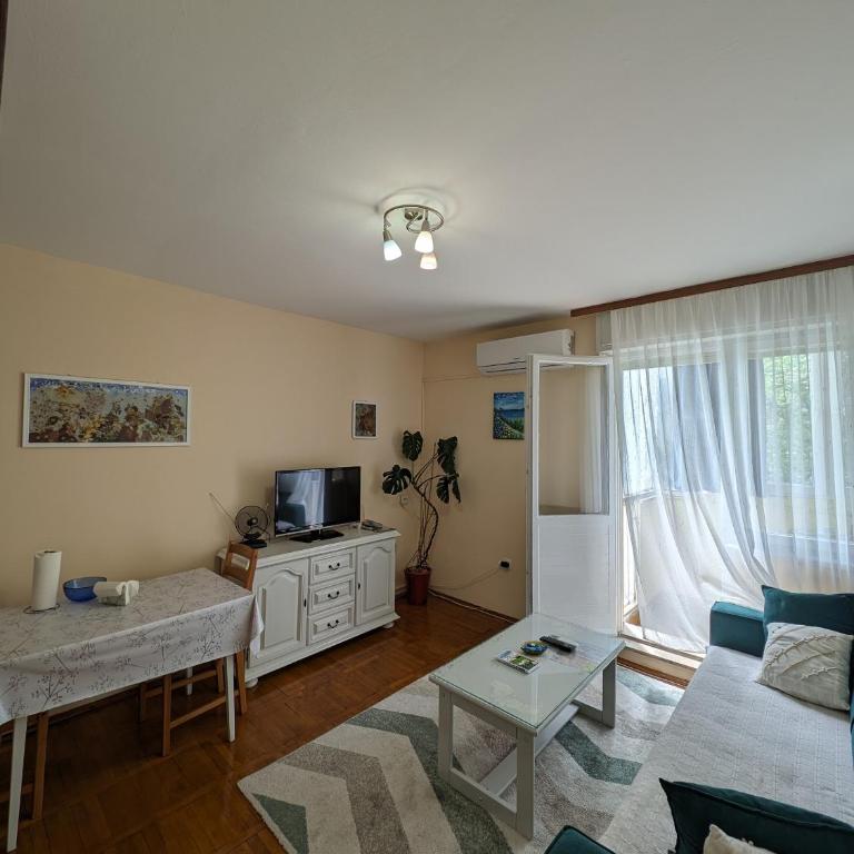 Dwell well in Mostar - One-Bedroom Apartment - 7