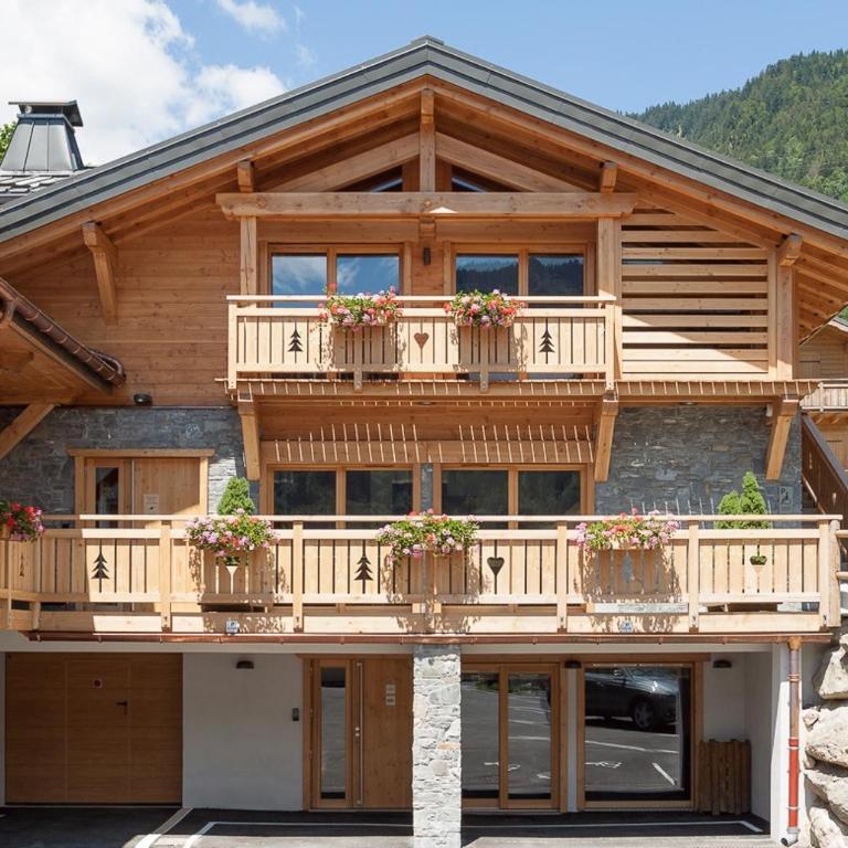 Chalet familial La Griotte avec accès piscine - Chalet - 32