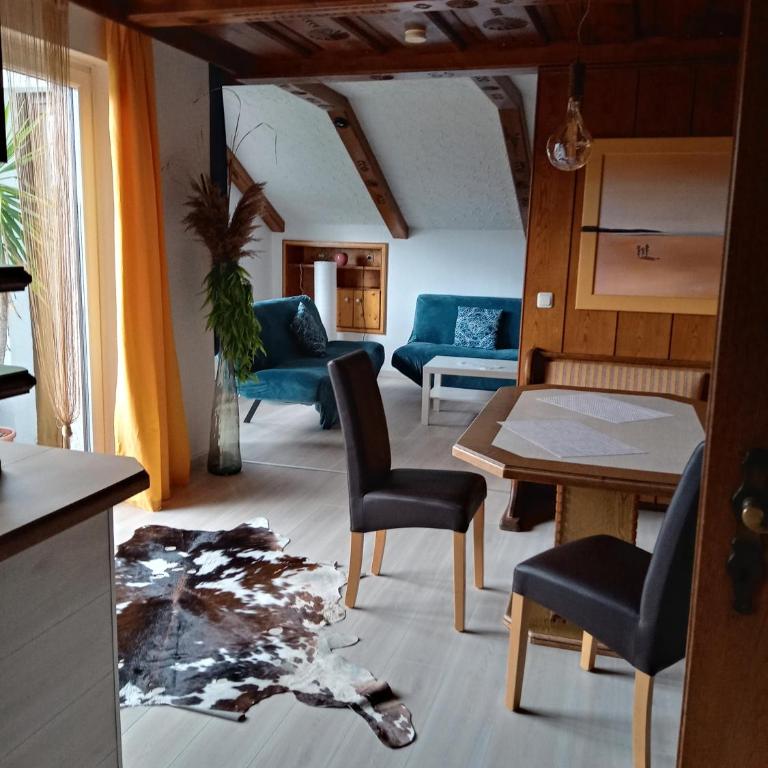 Ferienwohnungen Miklautsch - Apartment mit Blick auf die Berge - 8