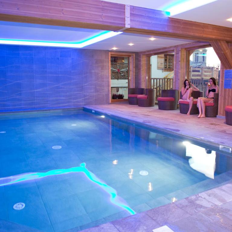 Chalet familial La Griotte avec accès piscine - Chalet - 23