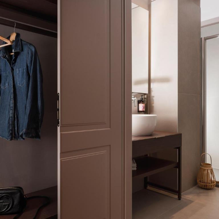 Garden Suites - Two-Bedroom Apartment - 6