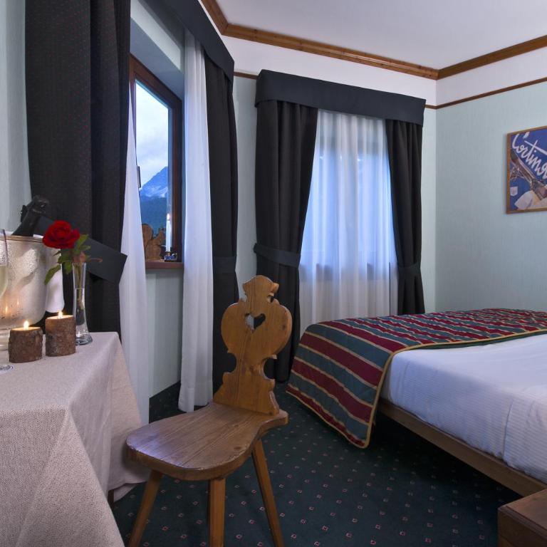 Boutique Hotel Villa Blu Cortina D'Ampezzo - Suite - 4