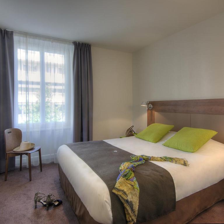 Campanile Annecy Centre - Gare - Chambre Double Standard - 1