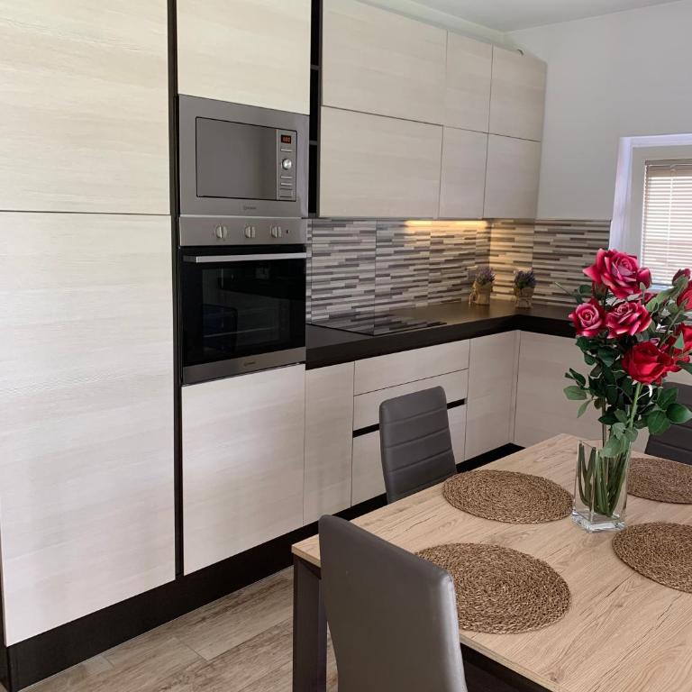 Casa Lina Tirano - One-Bedroom Apartment - 6
