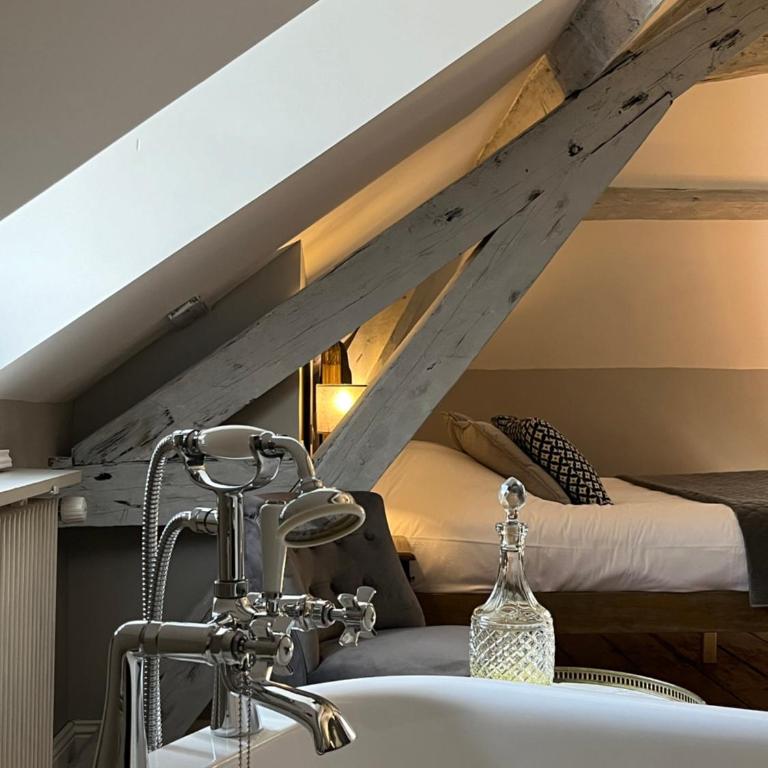 Chambres d'hôtes du château - Chambre Double Deluxe avec Baignoire - 4