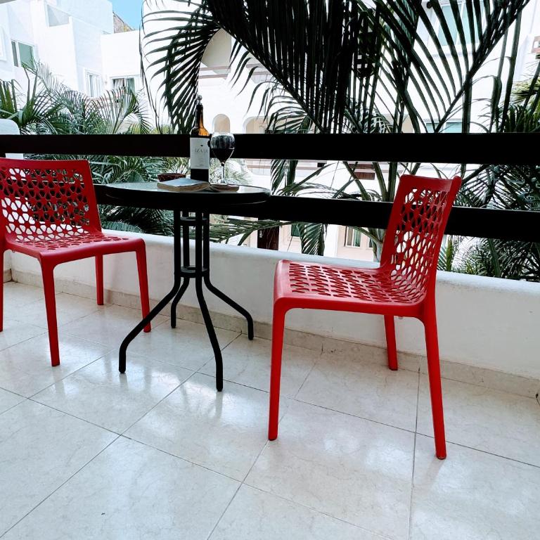Playa Kaan Condominiums- Unit 22 - Apartment with Pool View - 5