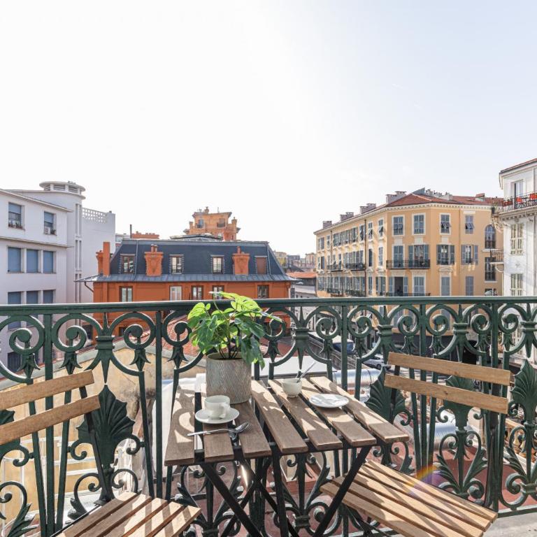 7 FOCH 202 - Studio contemporain en plein coeur de Nice - climatisation - Studio avec Balcon - 15