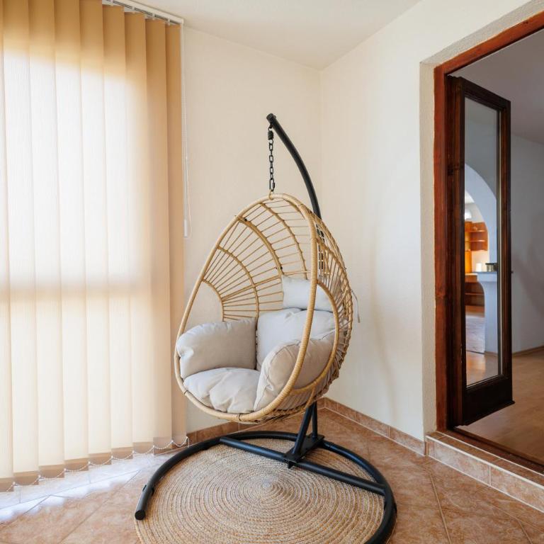 Guest House Fiona - Two-Bedroom Apartment - 11