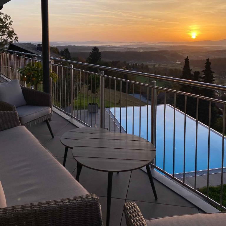 Greim15 --- ganzes Ferienhaus mit Fernsicht, Pool, Wellness - Three-Bedroom Home - 40