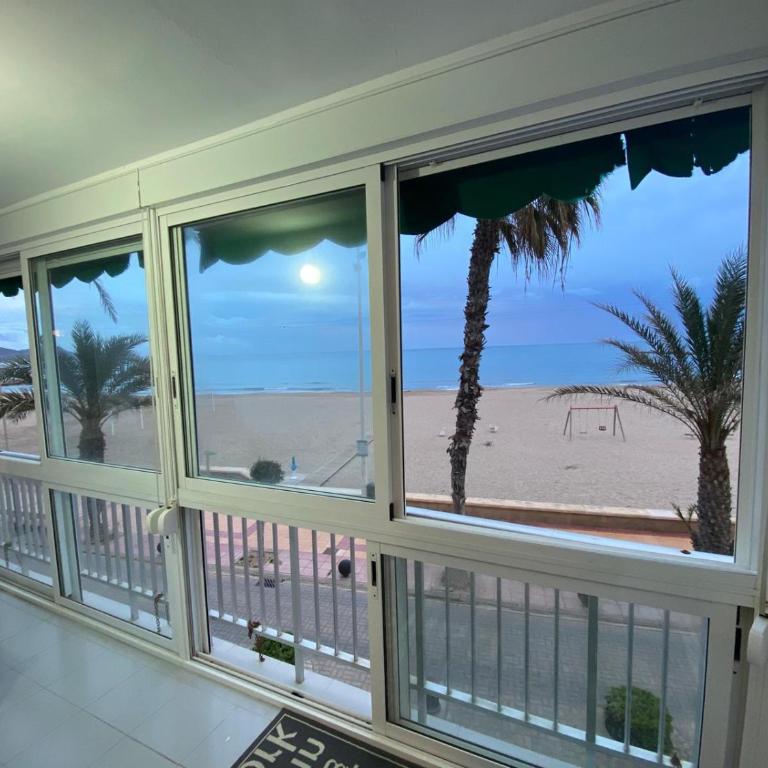 El Campello, Vista al mar primera linea de playa - Apartamento de 3 dormitorios - 3