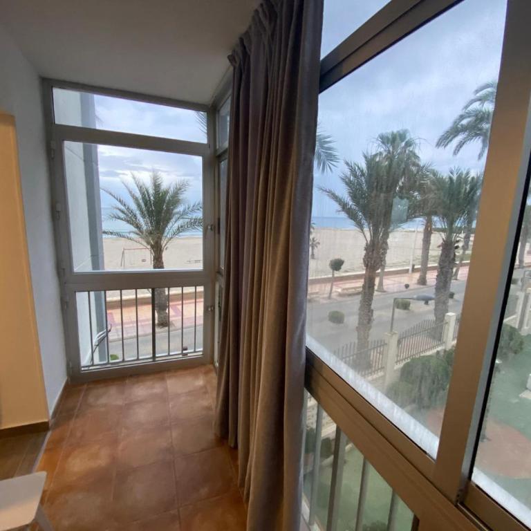 El Campello, Vista al mar primera linea de playa - Apartamento de 3 dormitorios - 17