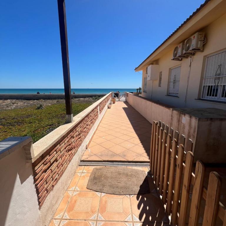 La Mata primera línea de playa - One-Bedroom Apartment - 5