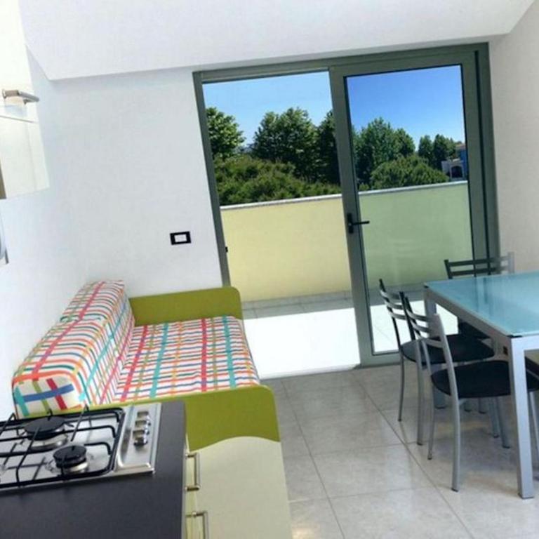 Colorful apartment with pool - Appartamento - 6