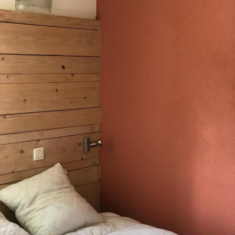 Bagnères-de-Luchon de Luchon T3 vue montagne 15 minutes station de ski, piscine de juin - septembre - Apartment mit 2 Schlafzimmern - 29