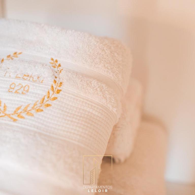 Departamentos Leloir - Two-Bedroom Apartment - 23