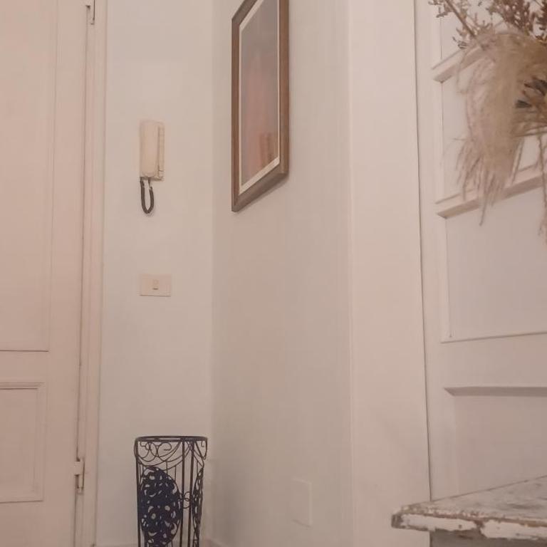 Home Sweet Home 3 - Affittacamere Lucca - Camera Quadrupla con Bagno in Comune - 16
