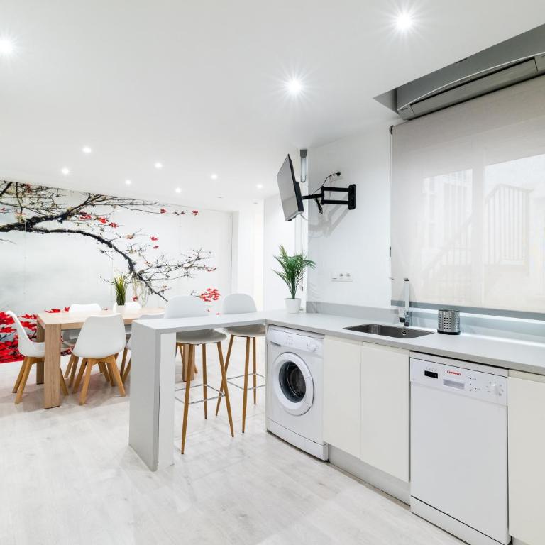 Wekey Homes Granada, Elvira Suites Centro - Two-Bedroom Apartment - 30