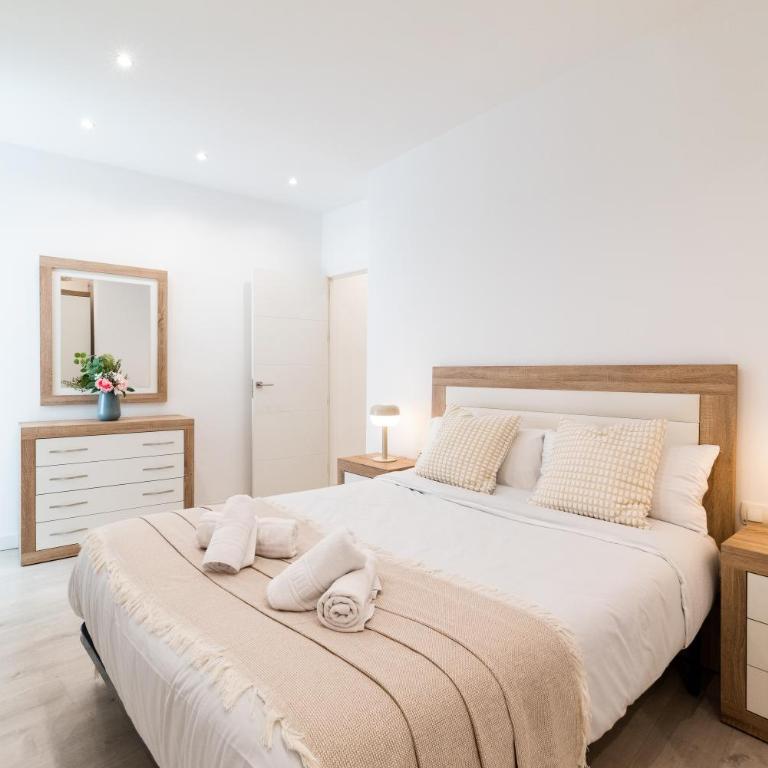 Wekey Homes Granada, Elvira Suites Centro - Two-Bedroom Apartment - 44