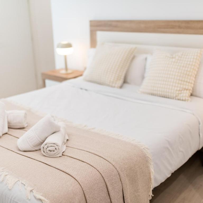 Wekey Homes Granada, Elvira Suites Centro - Two-Bedroom Apartment - 50