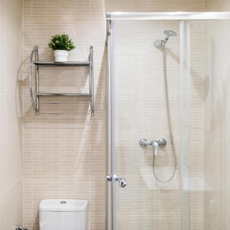 Wekey Homes Granada, Elvira Suites Centro - Two-Bedroom Apartment - 58
