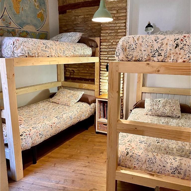 La Casa Rota de Granada - Four-Bedroom House - 22