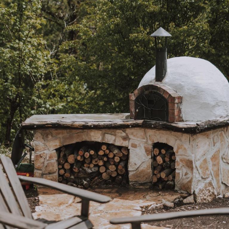 Mobbiton Mostar - Magical Underground Retreat - One-Bedroom Villa - 50