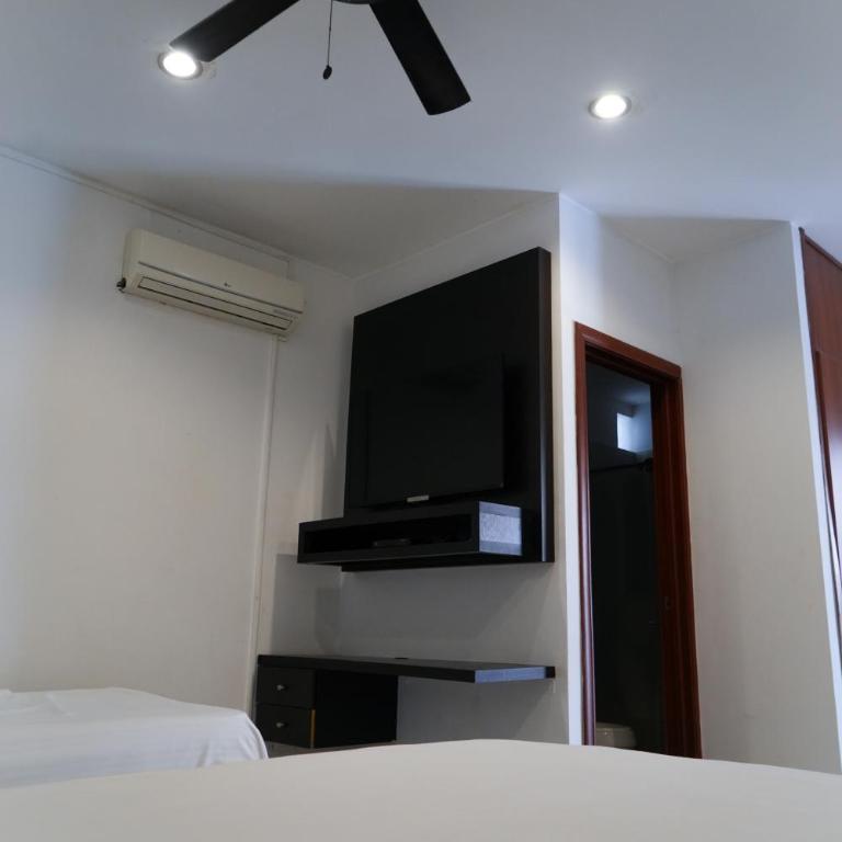 Serenity Suites Casa Boutique - Basic Triple Room - 6