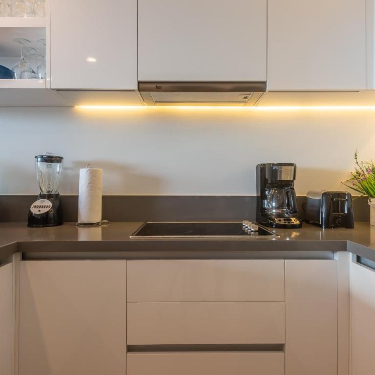 Oceana Residences - Three-Bedroom Apartment with Balcony - 2