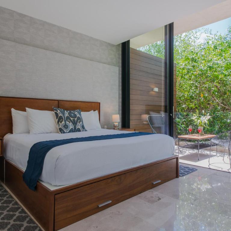 Oceana Residences - Two-Bedroom Apartment with Terrace - 3
