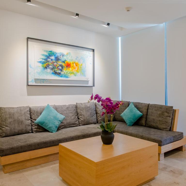 Oceana Residences - Two-Bedroom Apartment with Balcony - 10