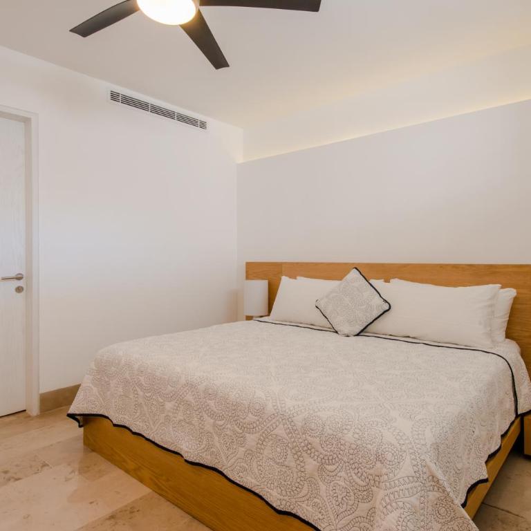 Oceana Residences - Two-Bedroom Apartment with Balcony - 12