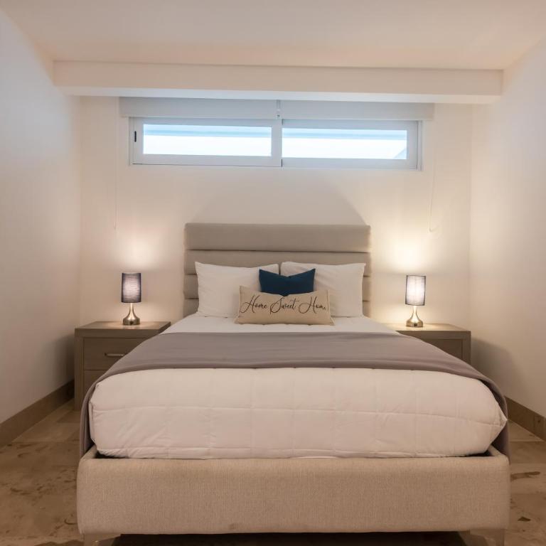 Oceana Residences - Three-Bedroom Apartment with Balcony - 18