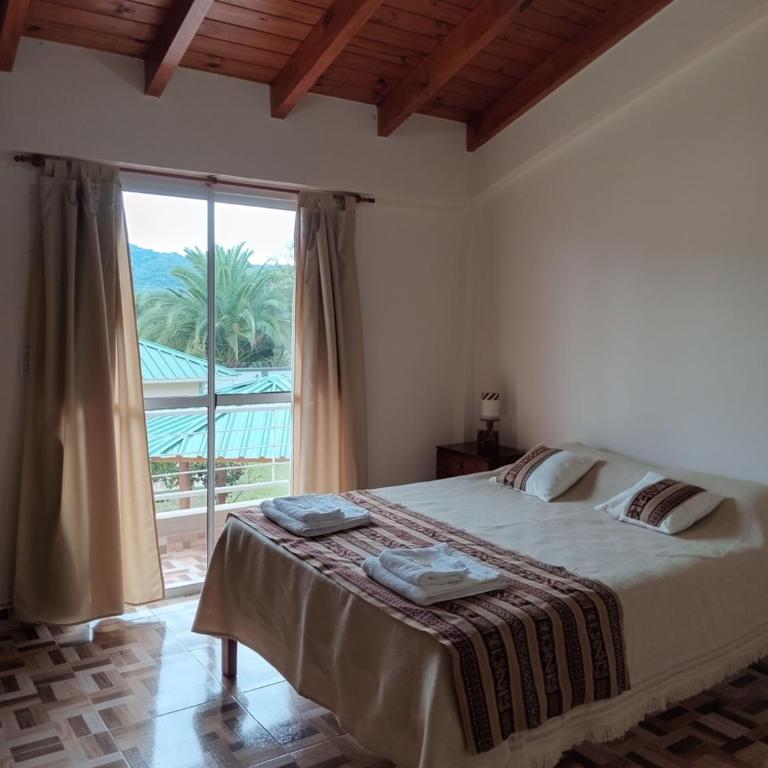 Alojamiento La Glorieta -Casas de descanso - Casa Unifamiliar de 3 dormitorios - 10