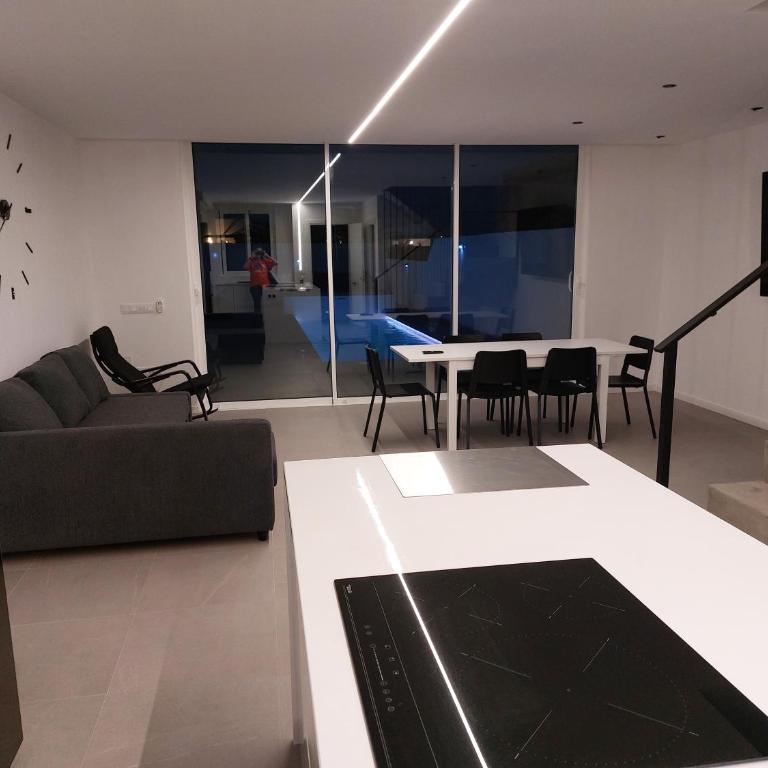 Sun Sea villa-heated pool - Villa con piscina privada - 14